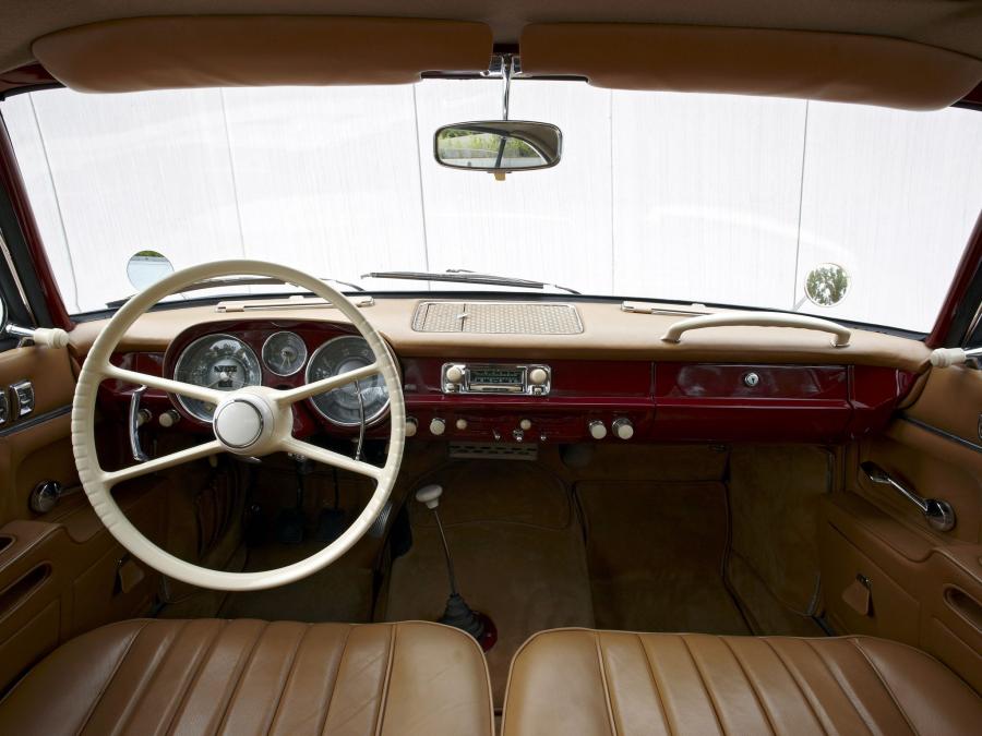  BMW 503 Coupe 1956 года  (фото 2 из 14)